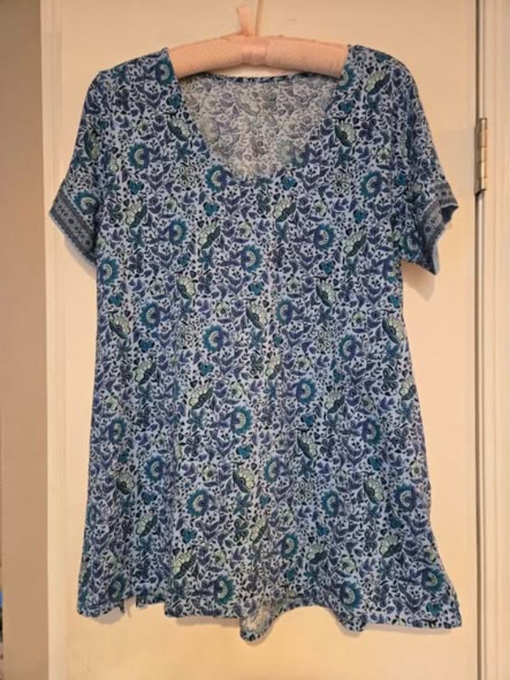 J. Jill Pure Jill Side Slit Elliptical Tee, size M, 100 percent cotton